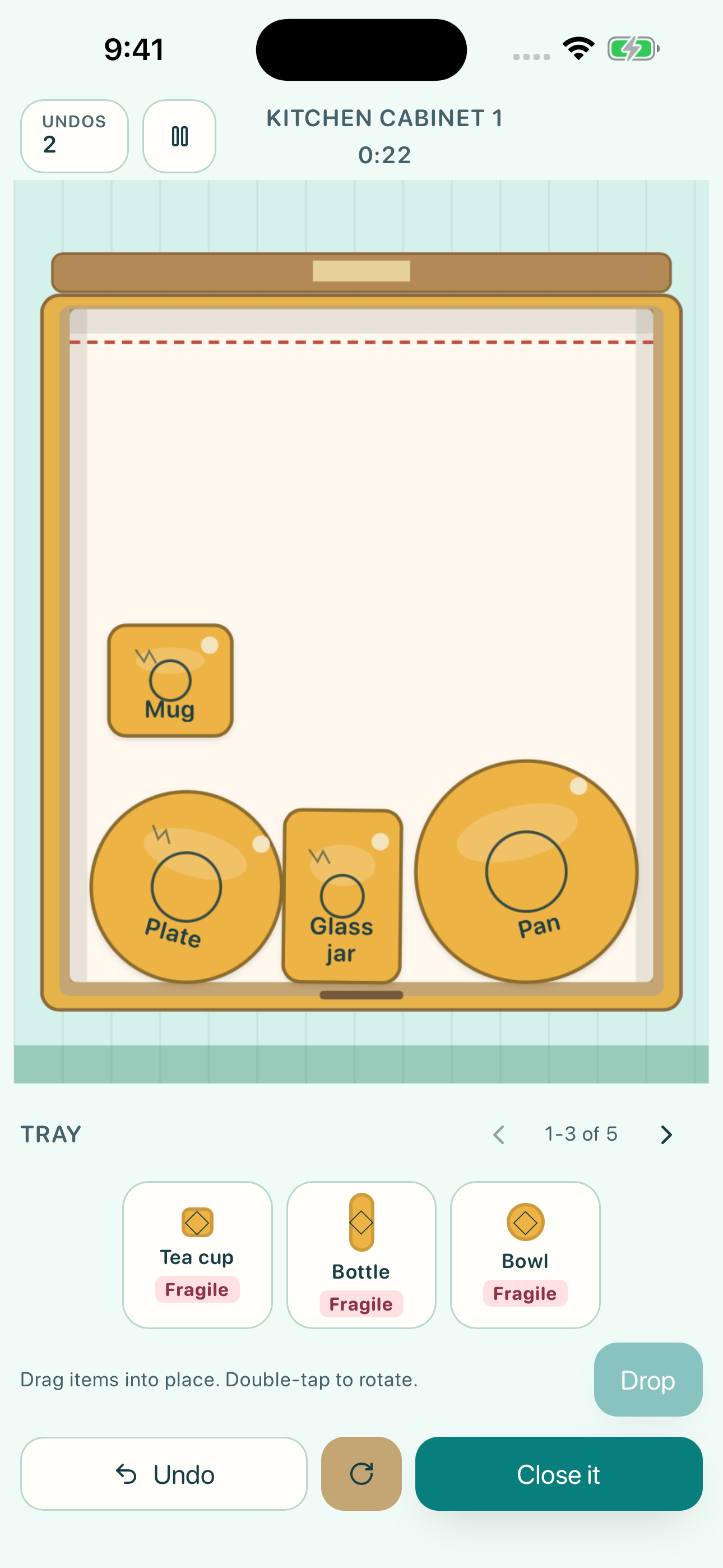 Pack the Chaos gameplay showing Handle with care, draggable objects and a round timer.